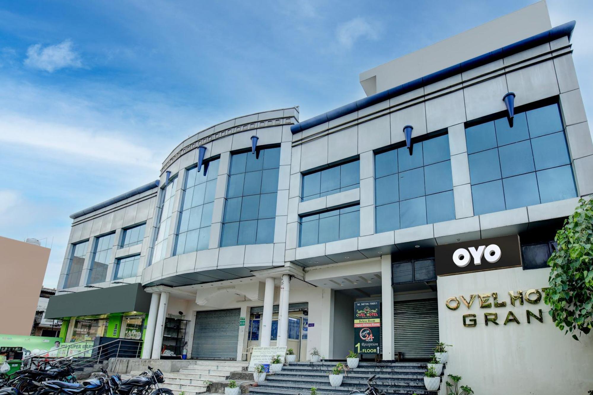 Super Collection O Ovel Hotel Grand Abadpura المظهر الخارجي الصورة