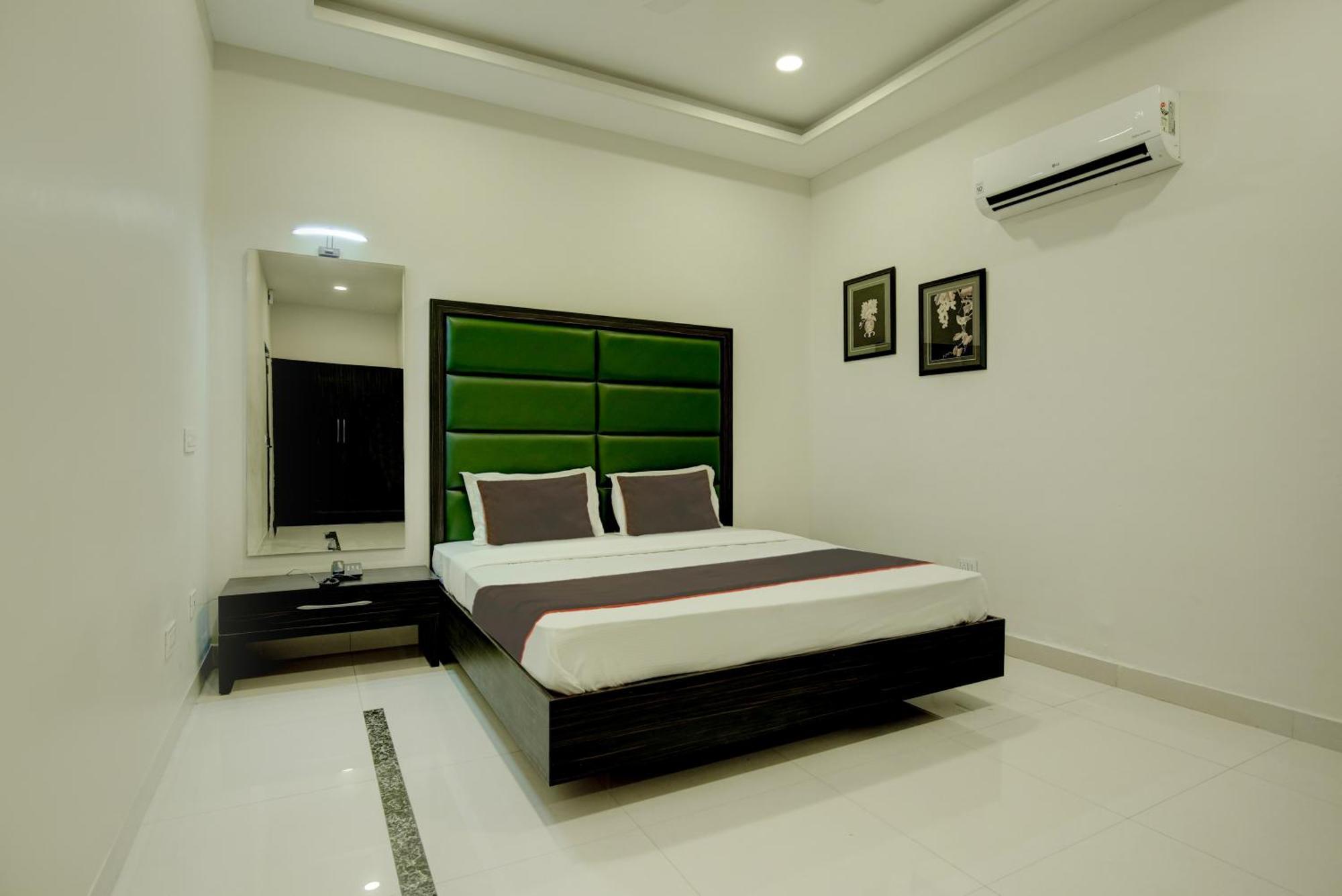 Super Collection O Ovel Hotel Grand Abadpura المظهر الخارجي الصورة