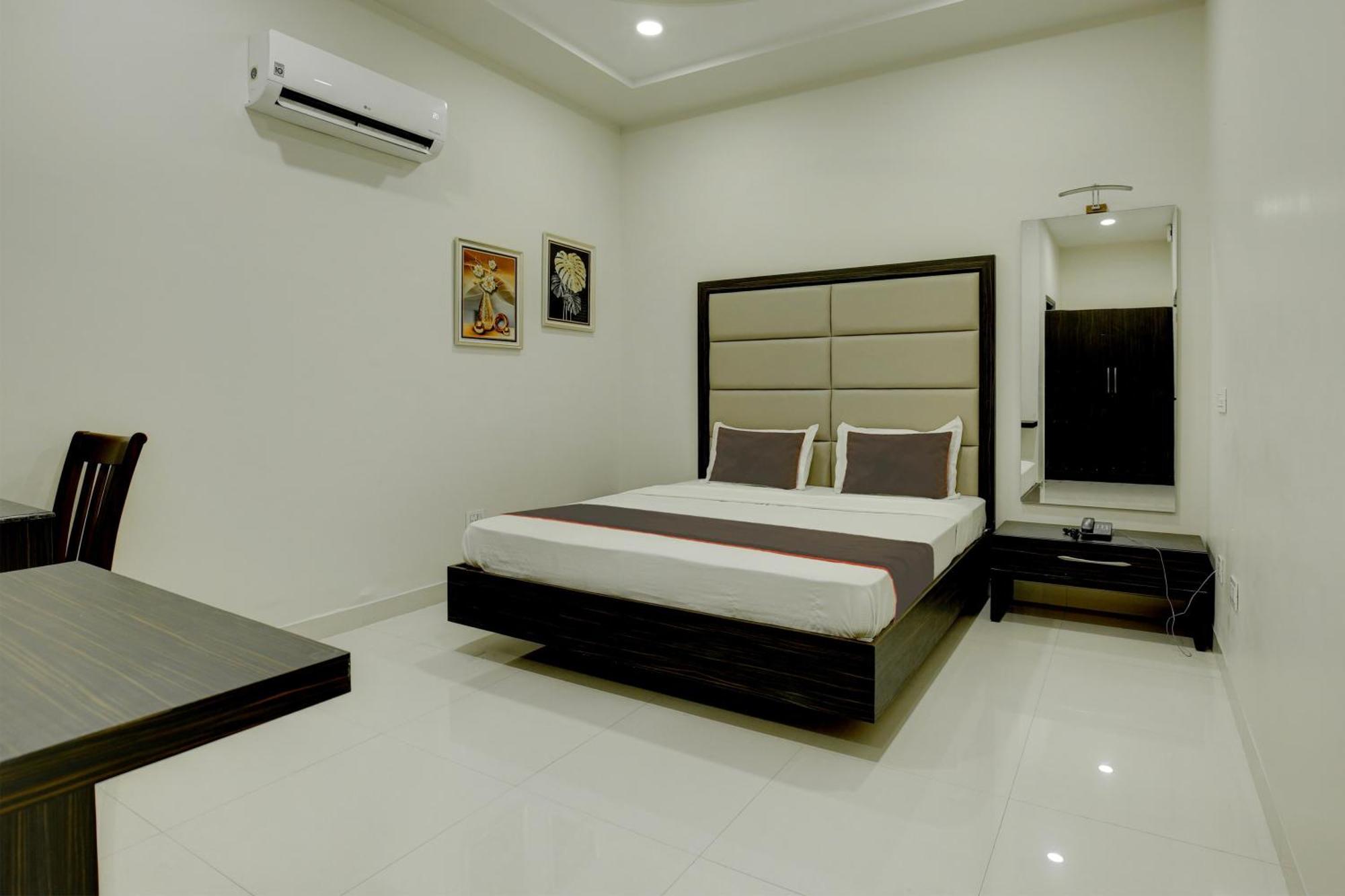 Super Collection O Ovel Hotel Grand Abadpura المظهر الخارجي الصورة